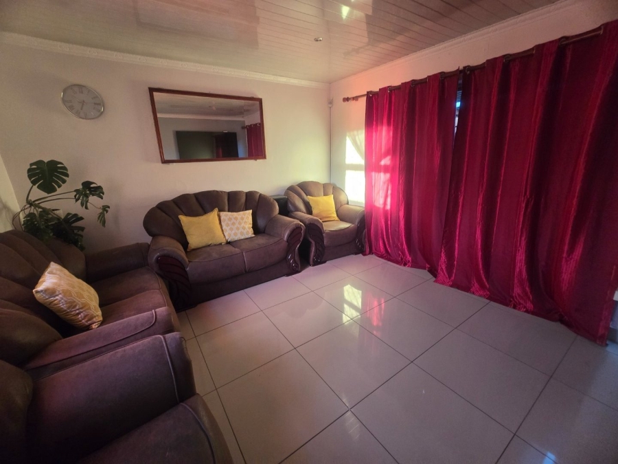 2 Bedroom Property for Sale in Belhar Western Cape